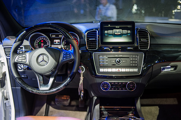 Hình ảnh Mercedes-Benz GLS-Class hầm hố với 4 phiên bản thần thánh